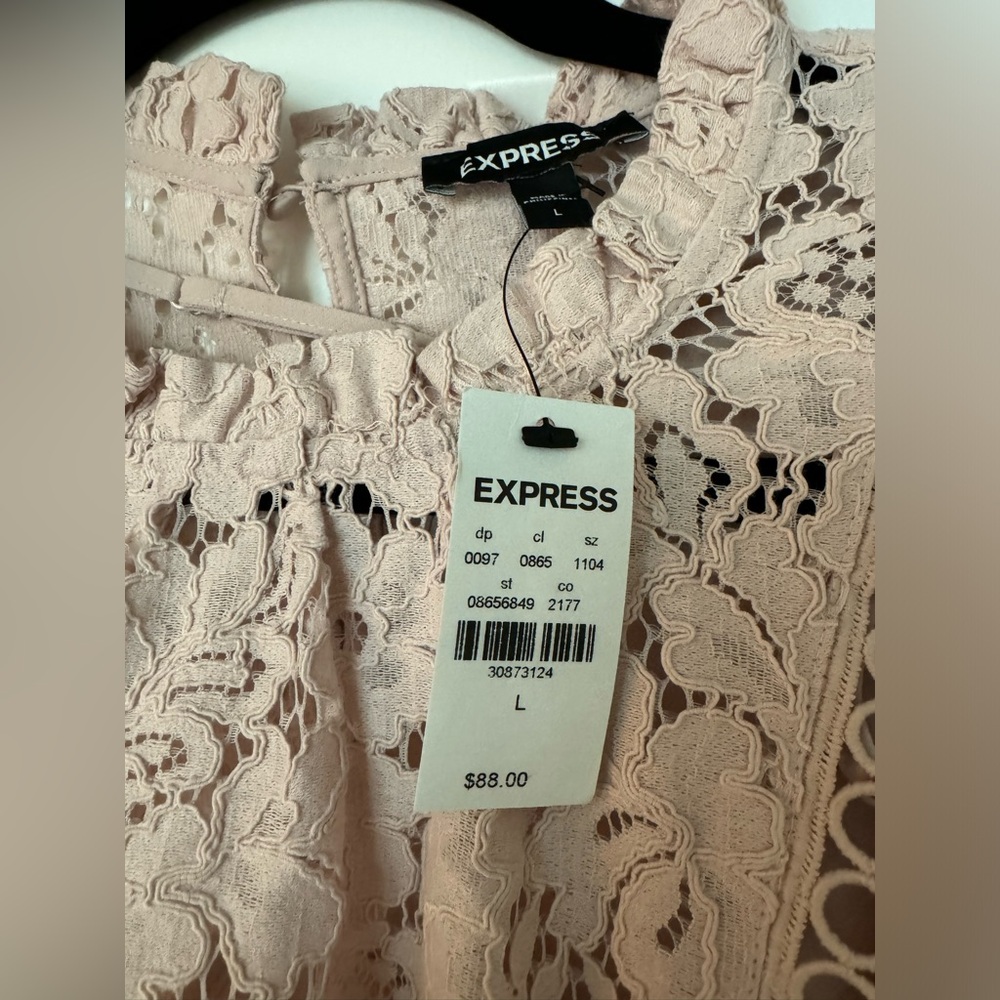 Never worn - Picture 2 of 4